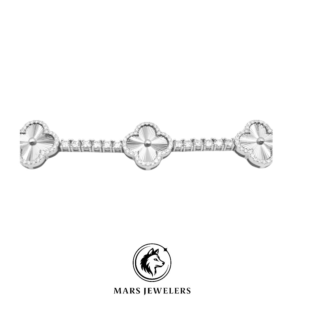 .925 Clover - Mars Jewelers