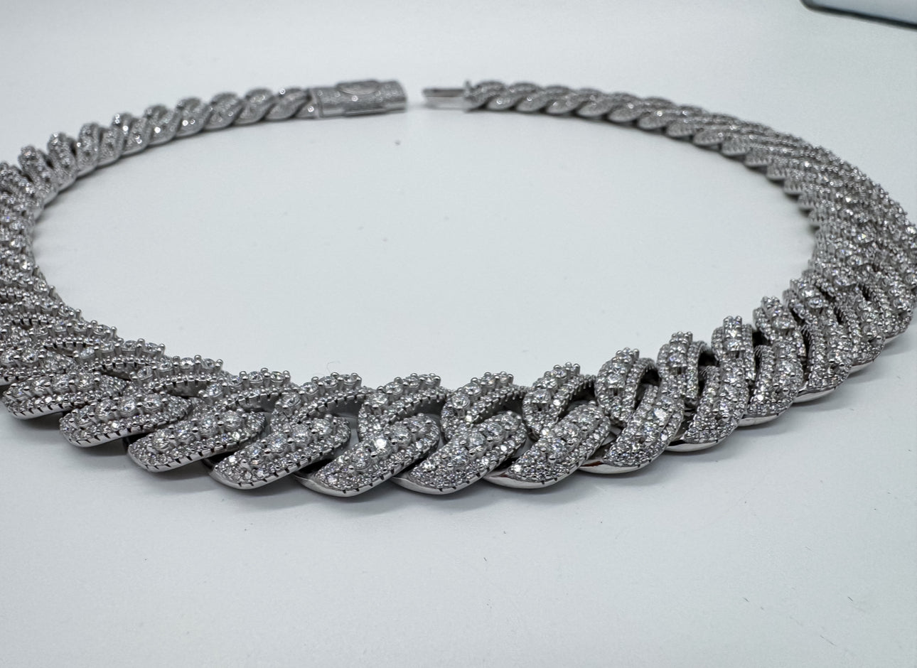 Raised Pointer Cuban Chain