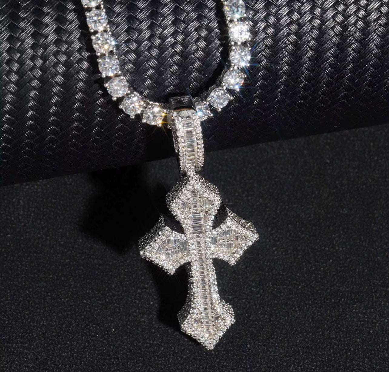 full render of the baguette cross pendant - Mars Jewelers