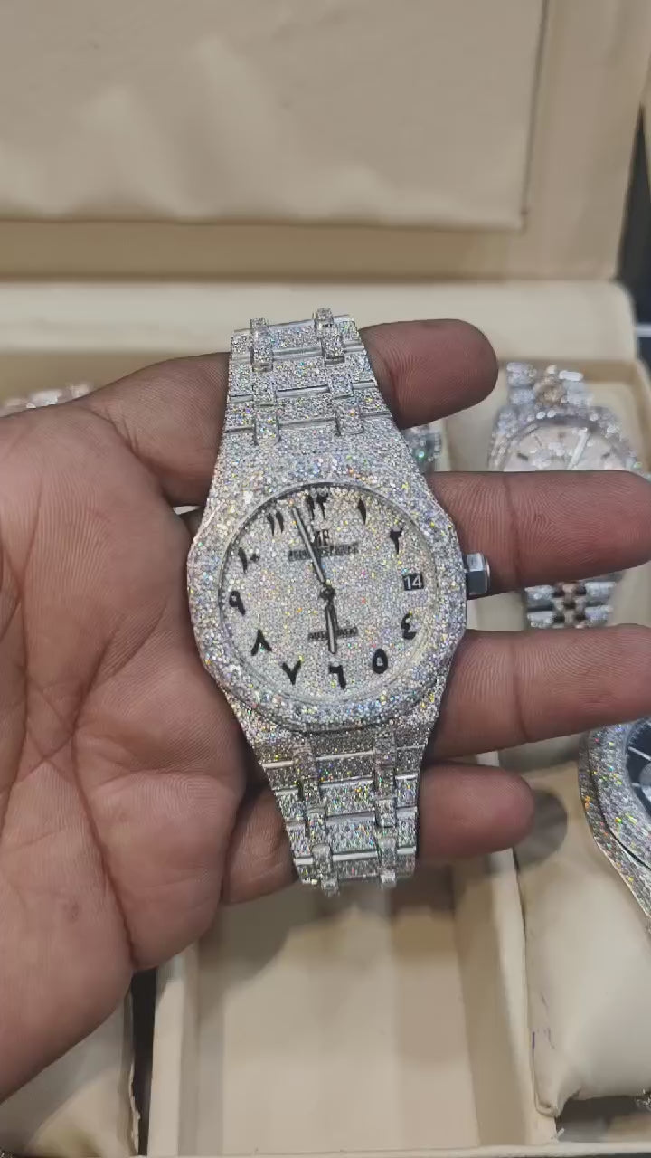 Video showcase of the AP Style Watch